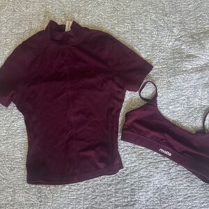 Matte collection sports bra & mock neck